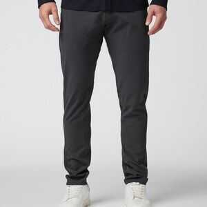 Vuori Men’s Aim Charcoal Gray Pants size 33